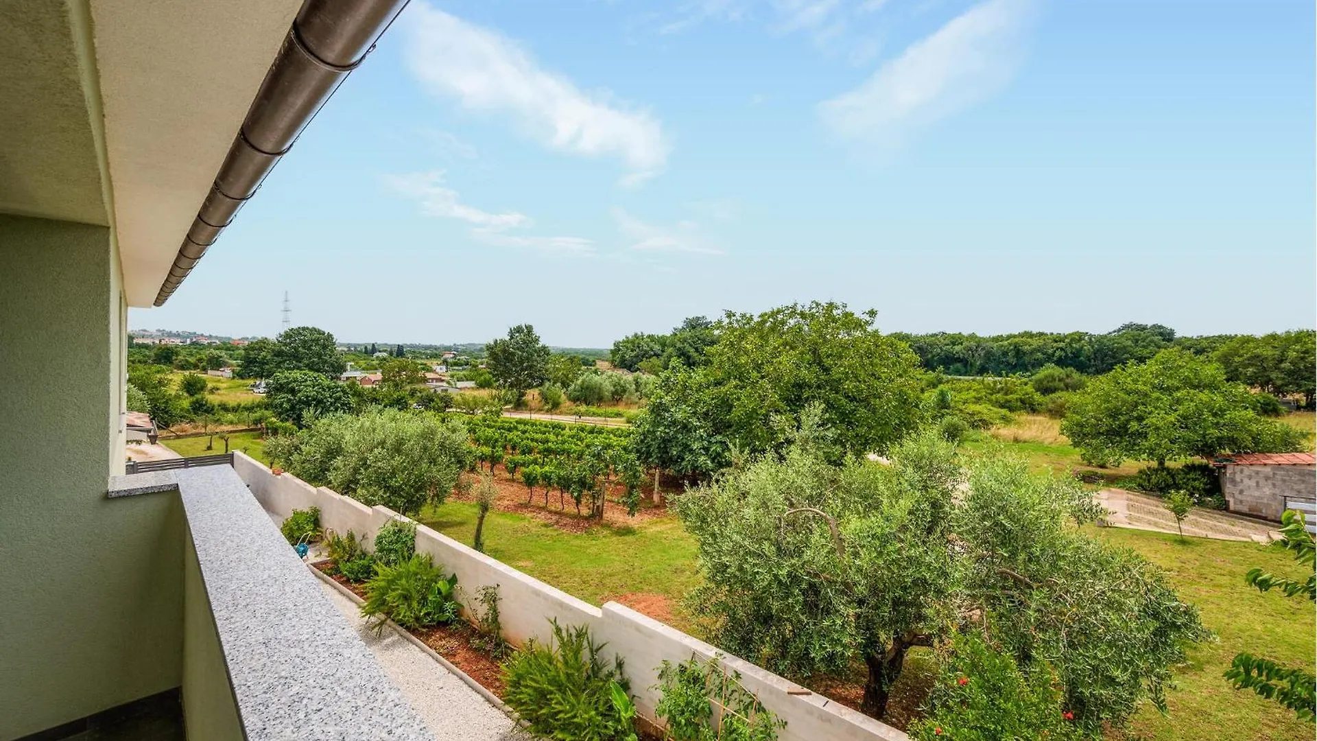 Holiday home 4 Bedroom Gorgeous Home In Pula