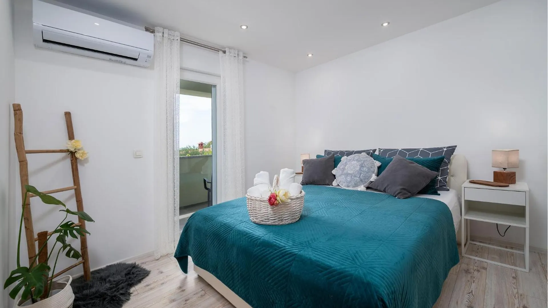 4 Bedroom Gorgeous Home In Pola Casa vacanze